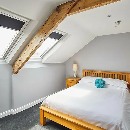Hudsons 3* Whitby